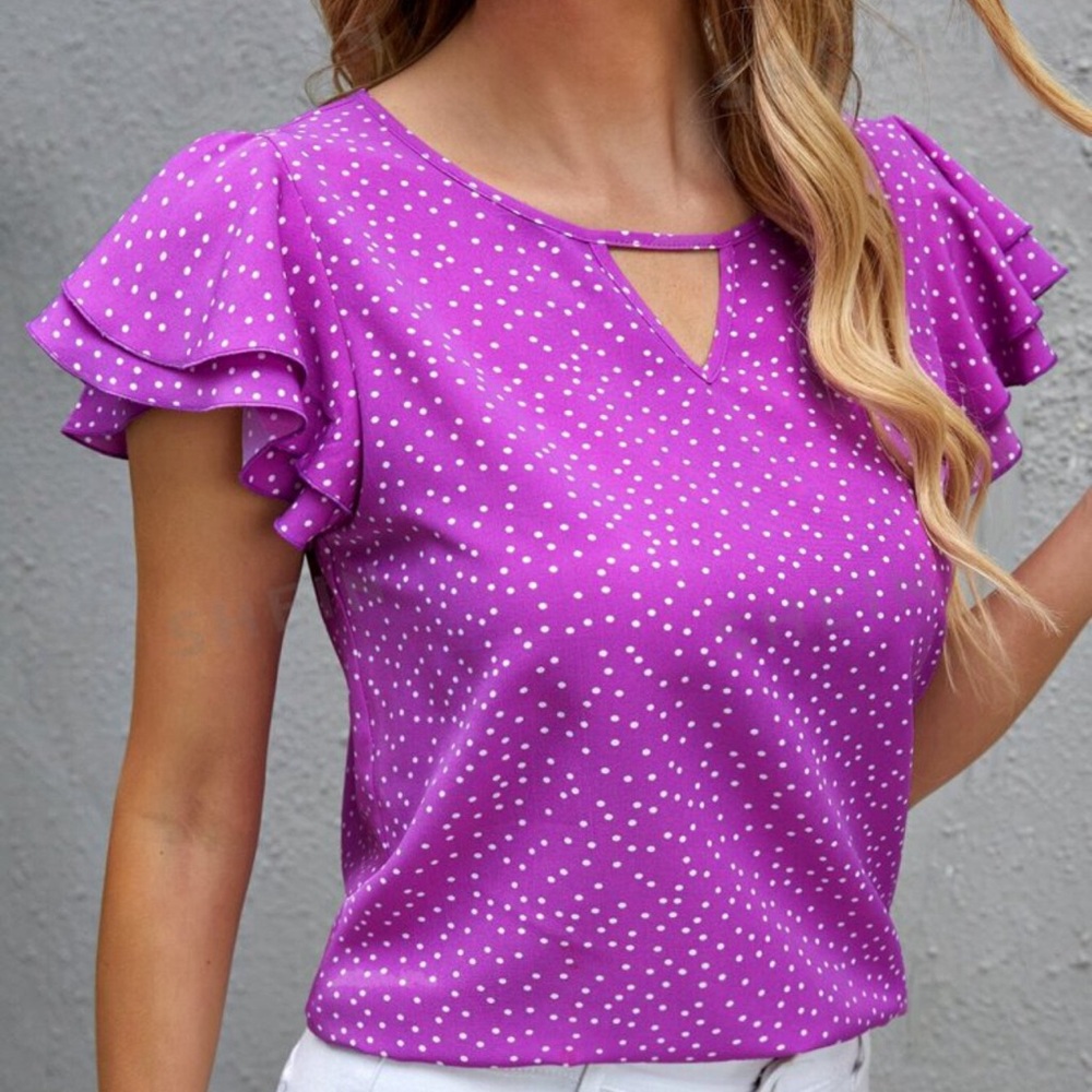 New! Cute lavender blouse.